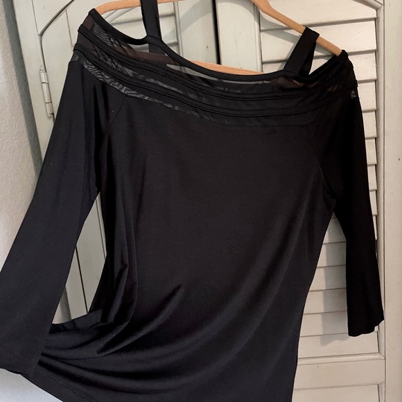 Cable & Gauge Tops - Cable and Gauge Cold Shoulder 3/4 Length Sleeve Top Mesh Neckline Black